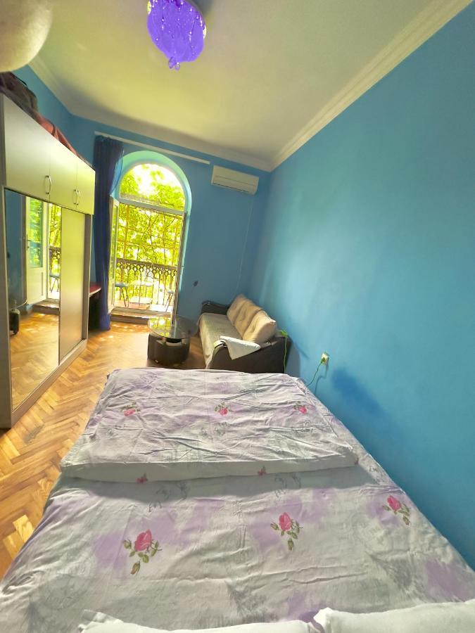 Karson Guest House And Tours エレバン エクステリア 写真